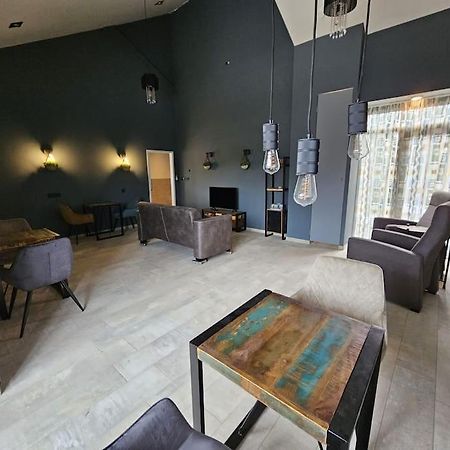 Bed and Breakfast Voormalig Politiebureau Gebruik Welnesstuin Tegen Betaling Ouddorp Exterior foto